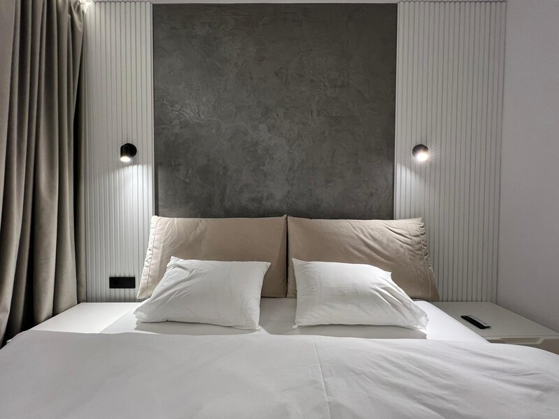 One Herastrau Towers, 3 camere.